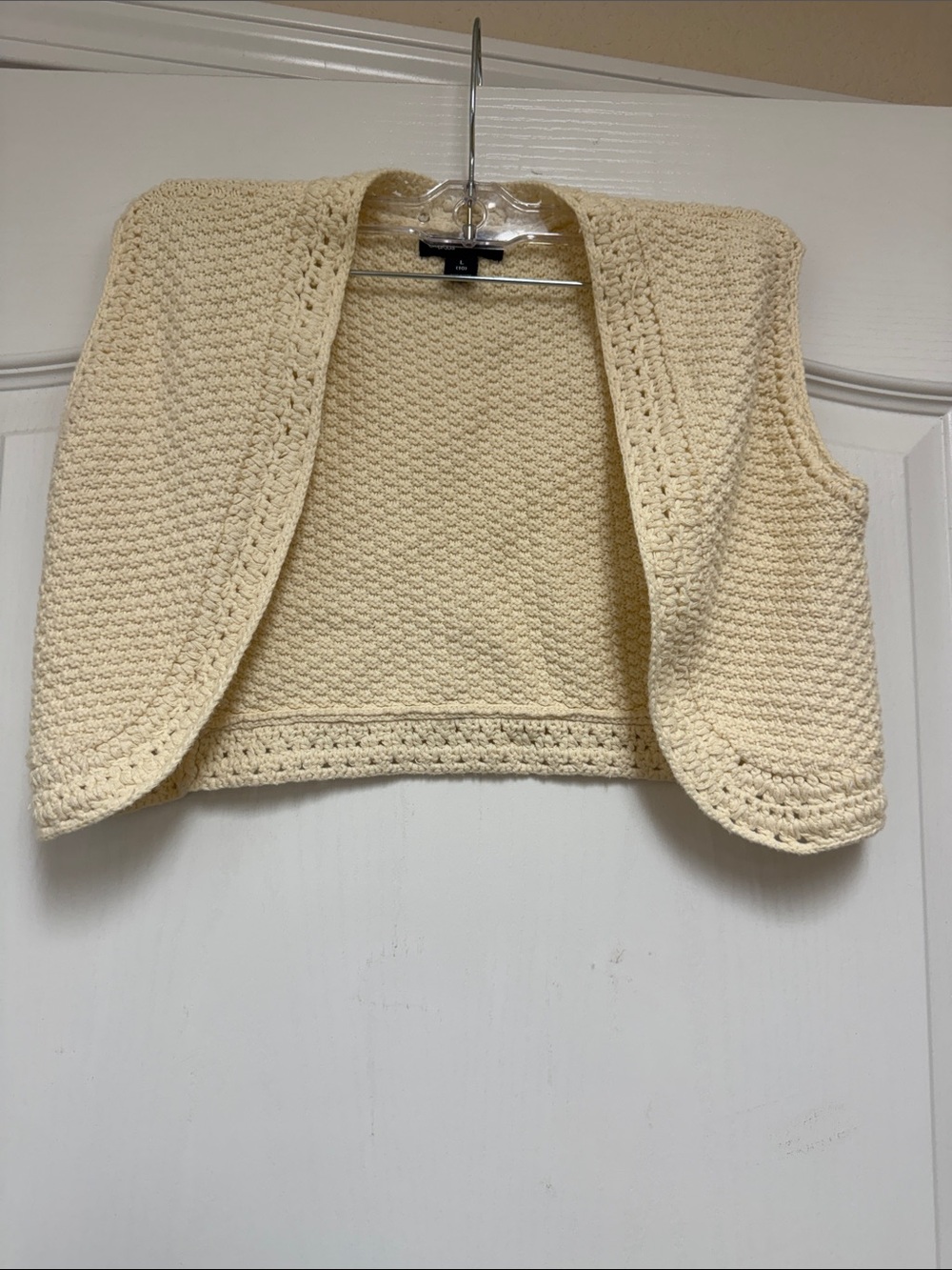 GAP Cream Crochet Open-Front Cropped Vest